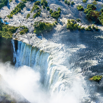 Полудневно посещение на водопада Виктория