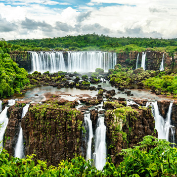 Полет с хеликоптер над водопадите Игуасу