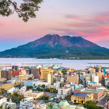 Кагошима: от самурайската резиденция до живия вулкан